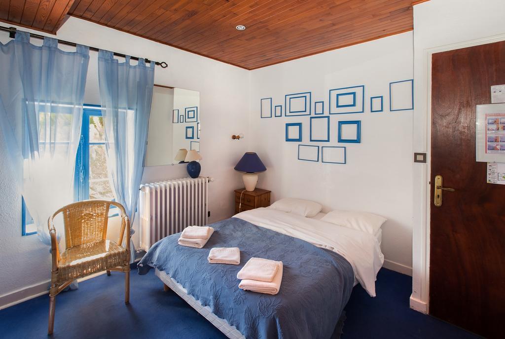 Auberge De L'Escargot D'Or Dieulefit Habitación foto